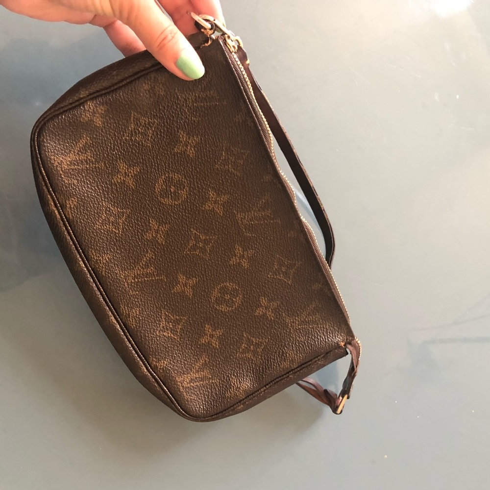 authentic Luis Vuitton mini pouchette